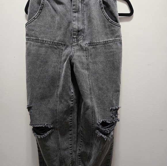 Pretty Little Thing Jean's ✨️ - Picture 6 of 6